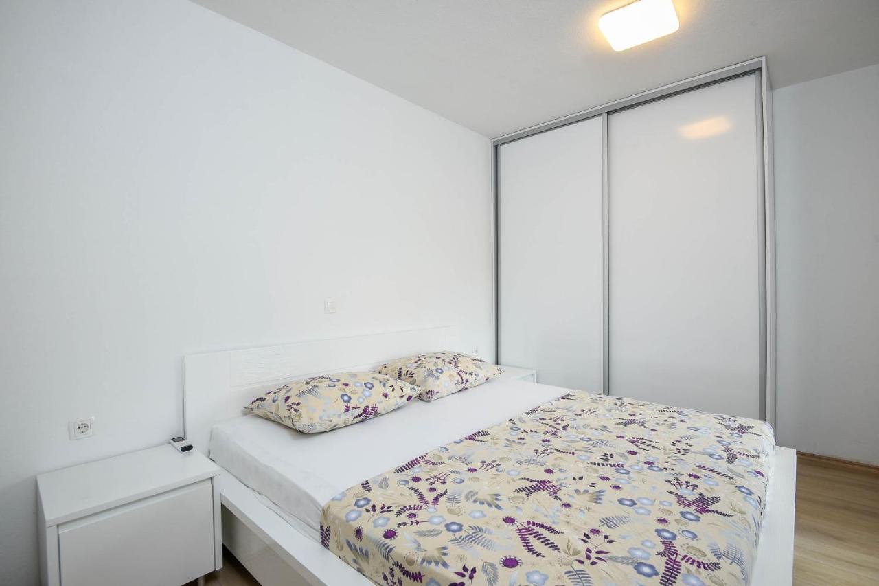 Lidija Apartmani Orebić Exteriör bild