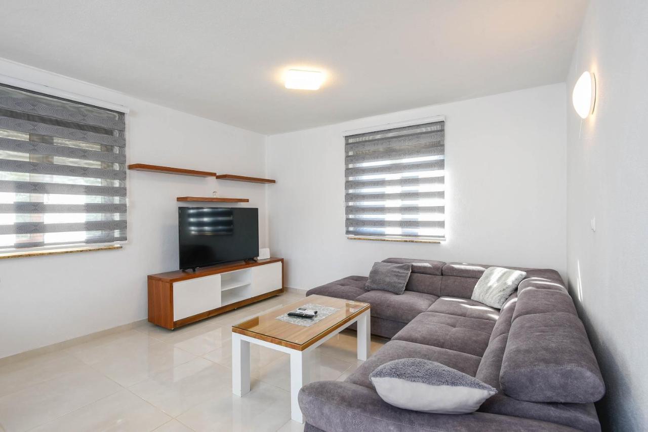 Lidija Apartmani Orebić Exteriör bild